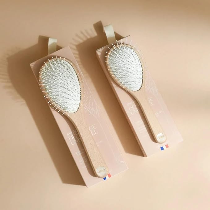 Universal Detangling Hairbrush