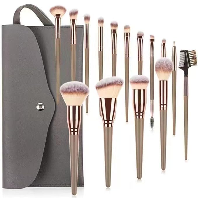 15 brushes + bag