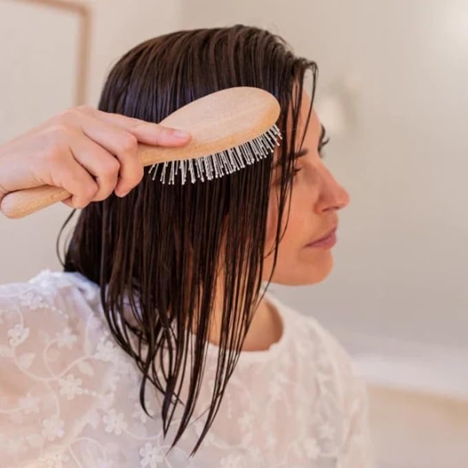 Universal Detangling Hairbrush