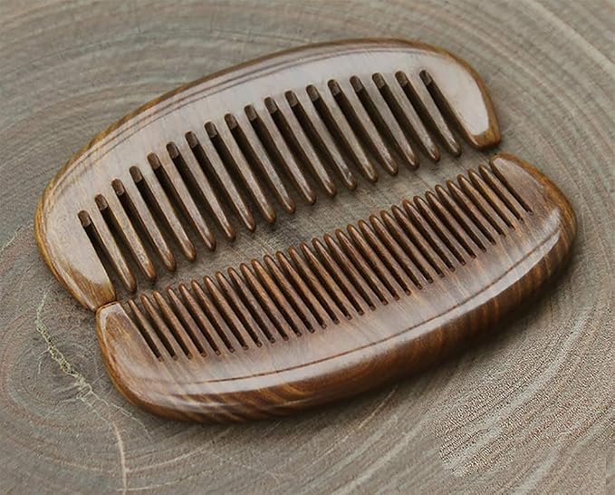 Moon Wide Tooth Comb Paraguay Green Sandalwood