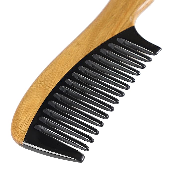Green Sandalwood Buffalo Horn Wide Tooth
