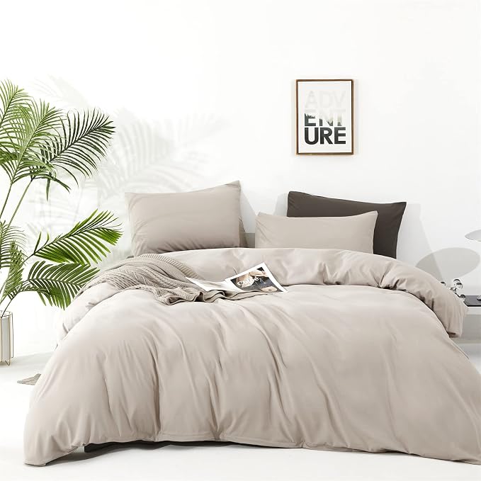 Light Khaki