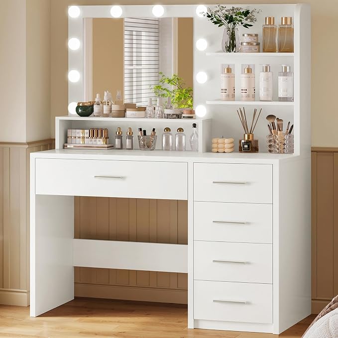 White 5 Drawers