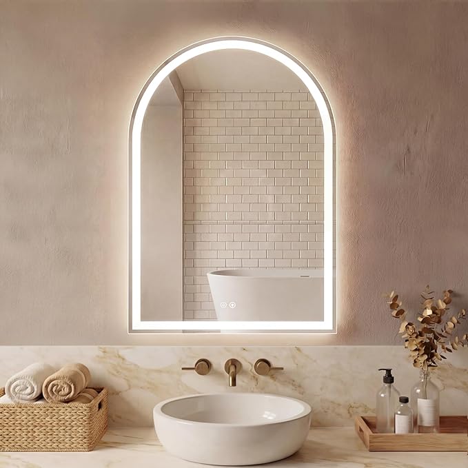 Elegant White-arched