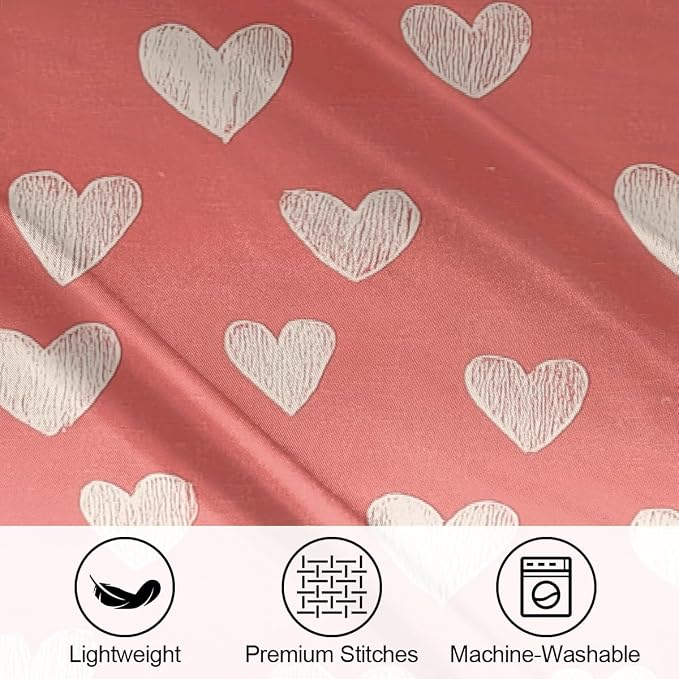 Small Hearts Pattern