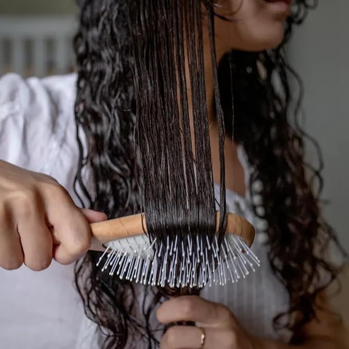 Universal Detangling Hairbrush