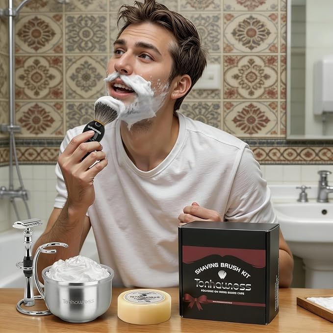 Black Handle With Razor
