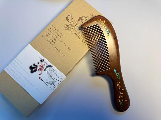 handle comb