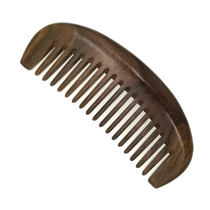 Moon Wide Tooth Comb Paraguay Green Sandalwood