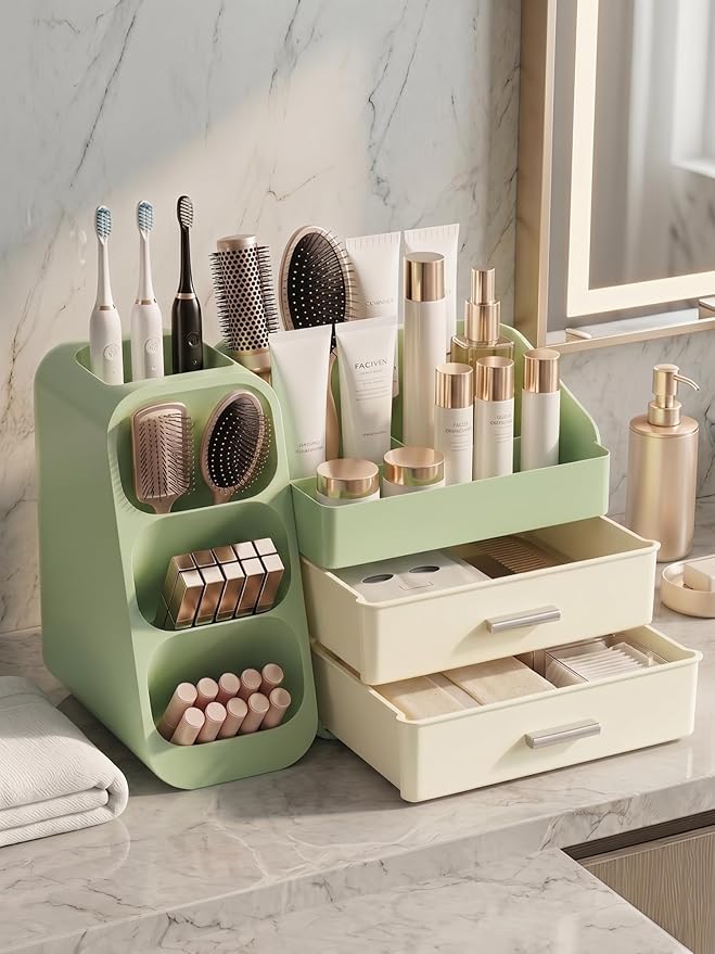 Green & Cream