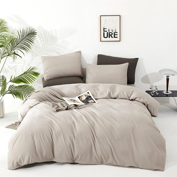 Light Khaki