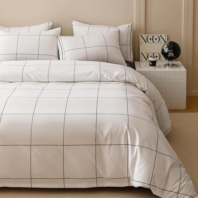 3 White Grid