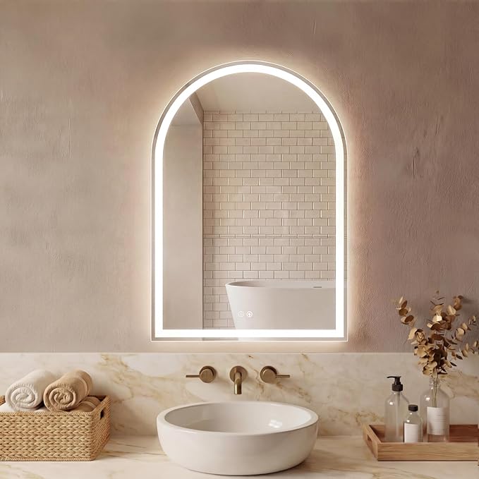 Elegant White-arched
