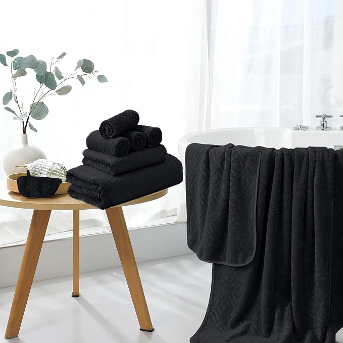 Geometric-black