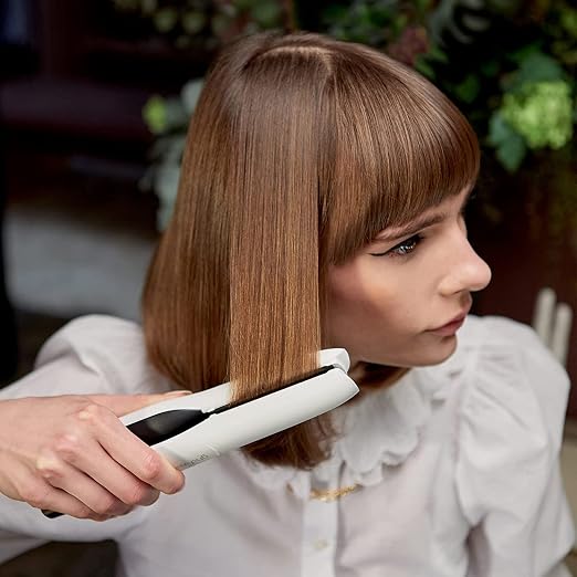 White + Travel Heat Protection Hair Spray