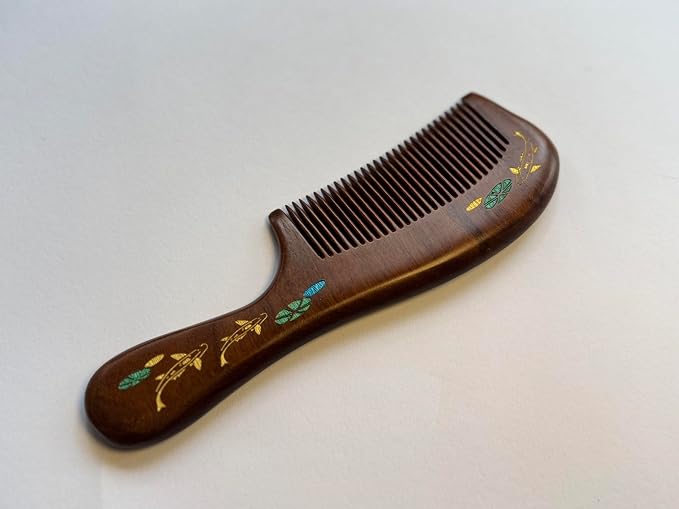 handle comb