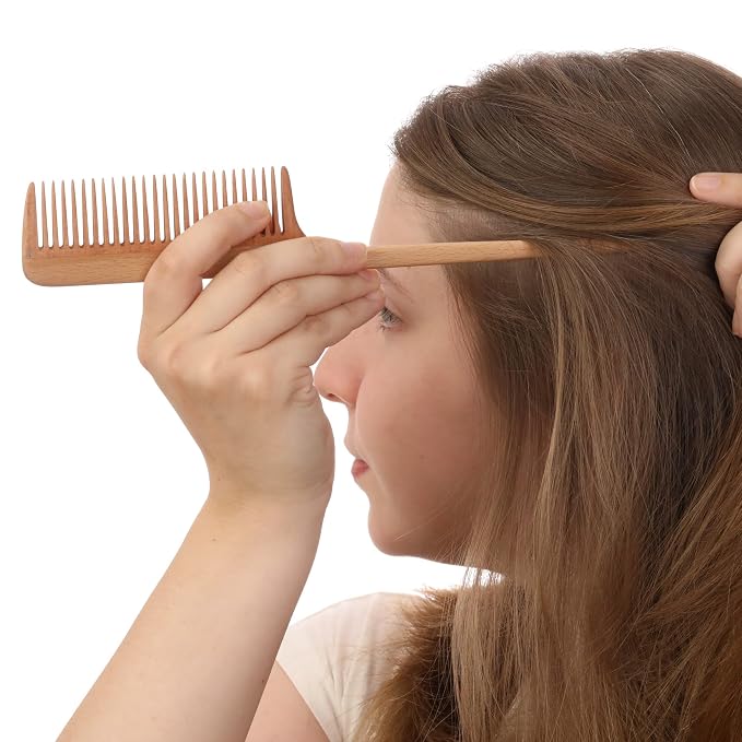Fine Tooth Tail Comb