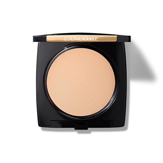 355 Bisque Cool: light tan skin tones with neutral red undertones