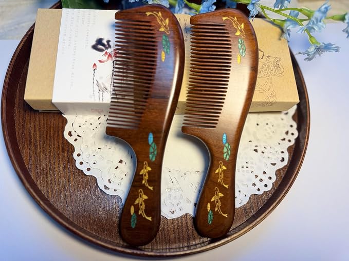 handle comb