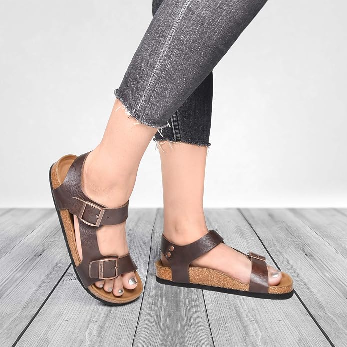 Amulet Brown