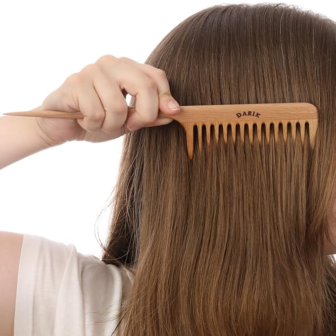 Wide Tooth Tail Comb