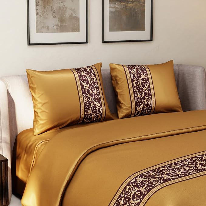 Versailles Grandeur of the Sun King Gold