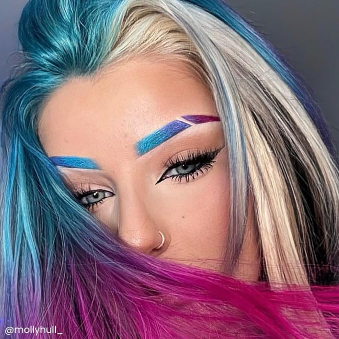 AURORA KISS