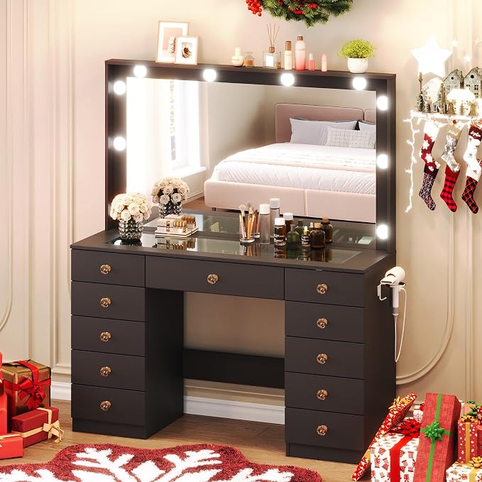 Black With Large Mirror & 11 Drawers