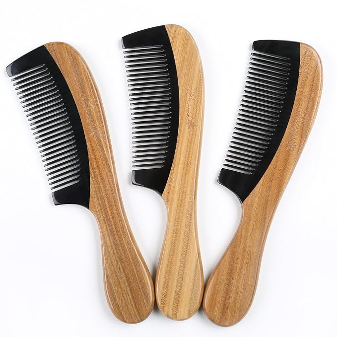 Fine Tooth & Sandlewood Handle