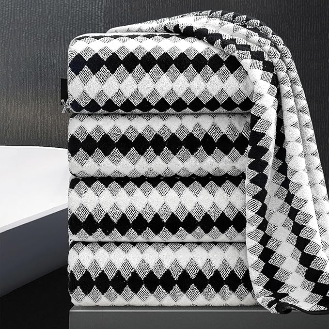 Diamond Black White