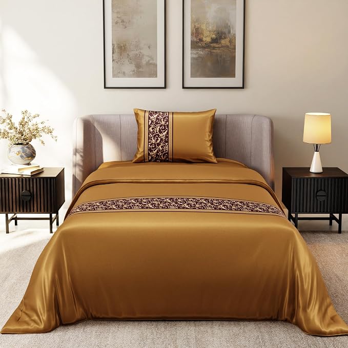 Versailles Grandeur of the Sun King Gold