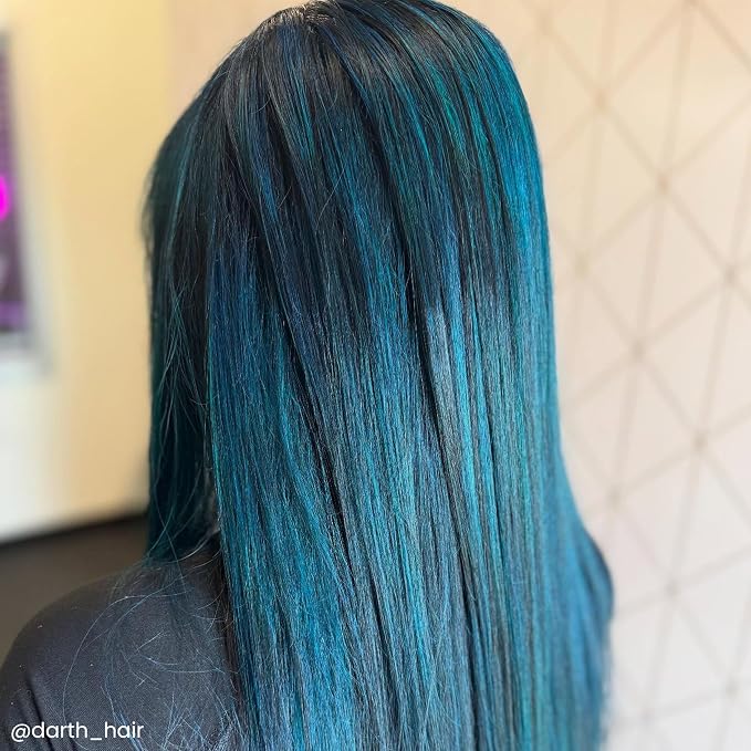 AURORA KISS